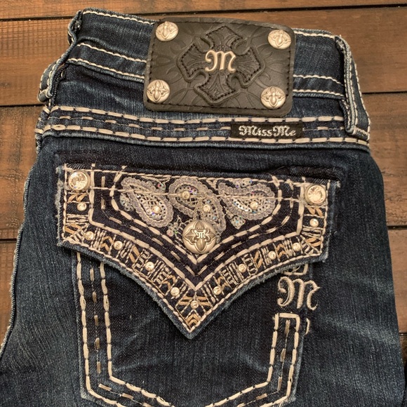 Miss Me Jeans - Picture 2 of 6